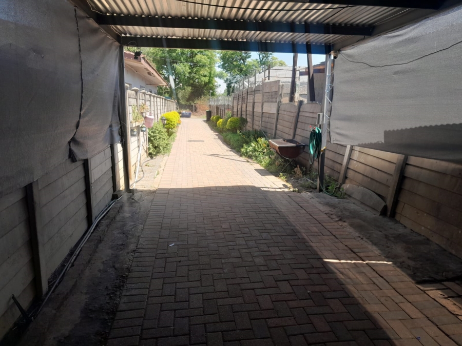 3 Bedroom Property for Sale in Oos Einde North West